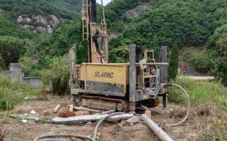 钻井钻到石头层了怎么办，手工打井遇到岩石怎么办呢