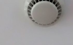 烟感老是报警怎么回事（烟感老是报警怎么回事啊）