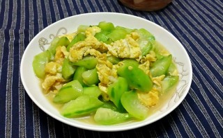 丝瓜视频怎么卸载软件苹果（丝瓜可以给根部培土吗）