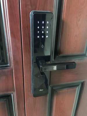 刷卡锁怎么打开(刷卡锁怎么打开钥匙盖)-第2张图片-安保之家 刷卡锁怎么打开(刷卡锁怎么打开钥匙盖)-第2张图片-安保之家