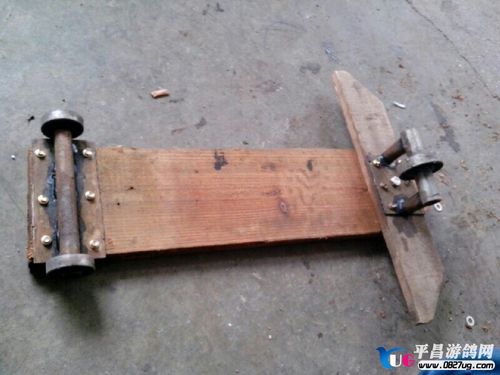 钉子板的使用方法,塑料道钉怎么用视频教程-第3张图片-安保之家 钉子板的使用方法,塑料道钉怎么用视频教程-第3张图片-安保之家