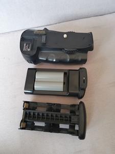 d700手柄能装几块电池,d700怎么录像-第2张图片-安保之家 d700手柄能装几块电池,d700怎么录像-第2张图片-安保之家