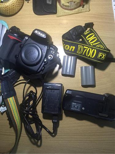 d700手柄能装几块电池,d700怎么录像-第3张图片-安保之家 d700手柄能装几块电池,d700怎么录像-第3张图片-安保之家
