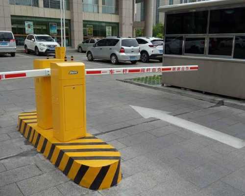 2个道闸联动怎么接(道闸如何联动卷帘门)-第2张图片-安保之家 2个道闸联动怎么接(道闸如何联动卷帘门)-第2张图片-安保之家