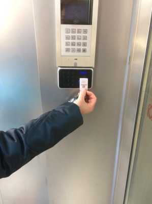 门禁卡电池没电了怎么办,刷卡门禁没电了怎么办-第1张图片-安保之家 门禁卡电池没电了怎么办,刷卡门禁没电了怎么办-第1张图片-安保之家