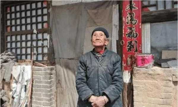 打70岁老人怎么处理,打老年人报警怎么处理的-第2张图片-安保之家 打70岁老人怎么处理,打老年人报警怎么处理的-第2张图片-安保之家