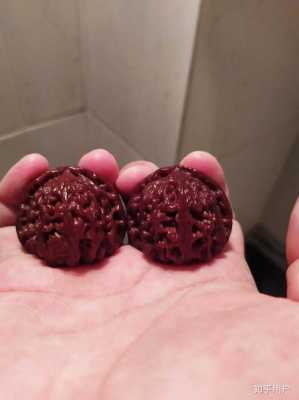 怎样才能把文玩核桃揉成老红色,能刷油吗,拼接屏黑底发红怎么回事啊-第3张图片-安保之家 怎样才能把文玩核桃揉成老红色,能刷油吗,拼接屏黑底发红怎么回事啊-第3张图片-安保之家